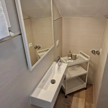 Flora House La Spezia