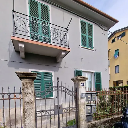 Flora House Lägenhet La Spezia