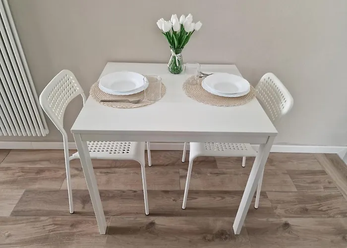 Flora House Apartment *